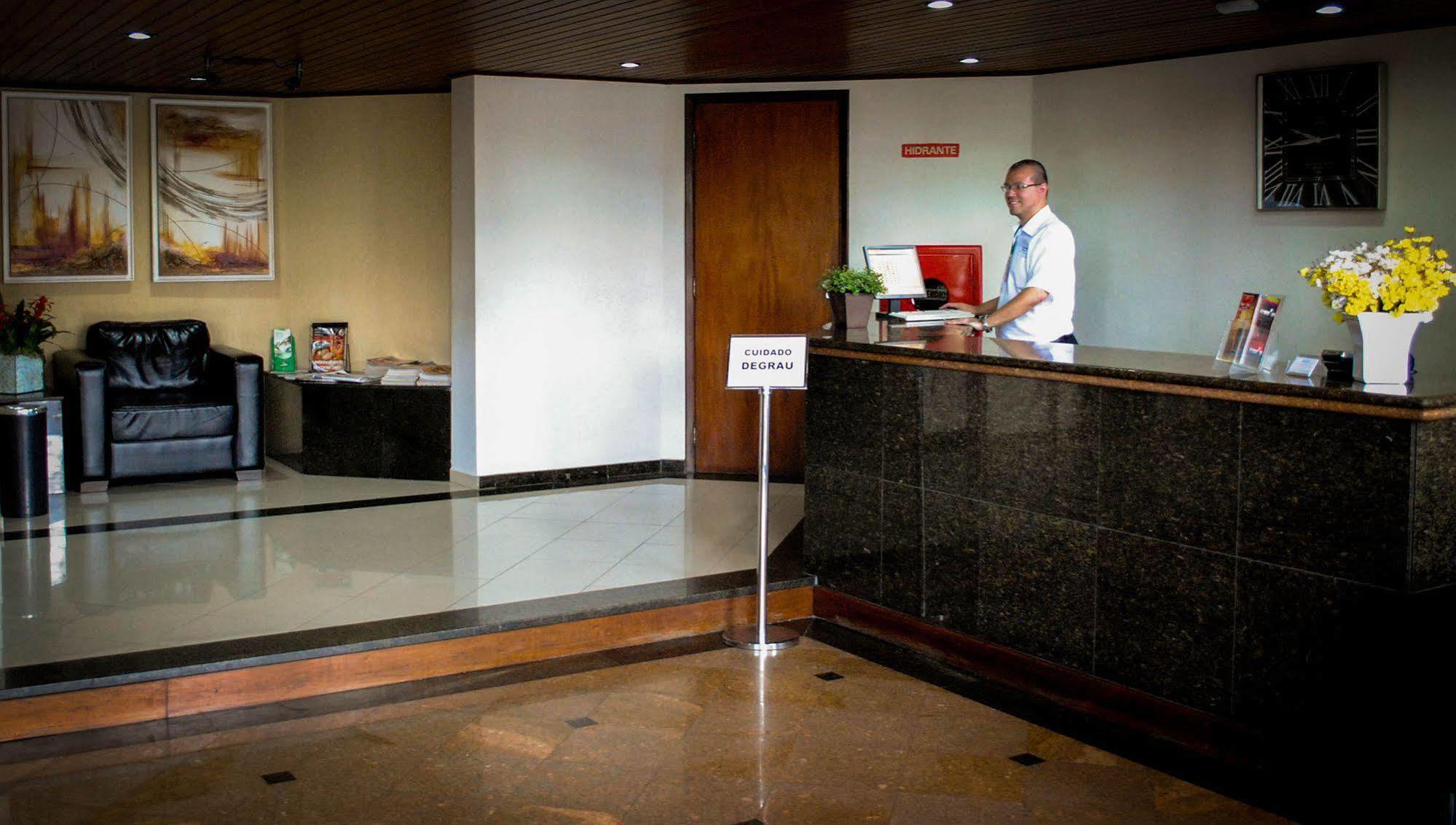 קמפינאס Cezanne Plaza Apart Hotel מראה חיצוני תמונה