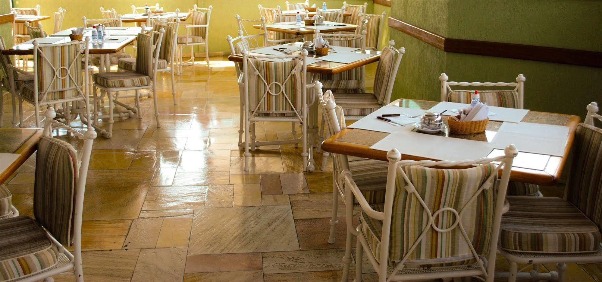 קמפינאס Cezanne Plaza Apart Hotel מראה חיצוני תמונה